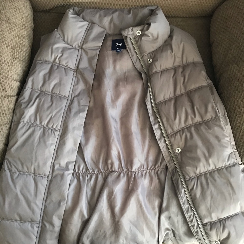 Medium sized Gap vest